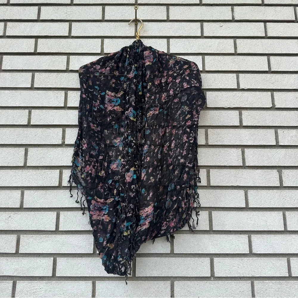 NWT Urban Outfitters Ecote Black Floral Burnout Fringe Infinity Scarf Wrap
